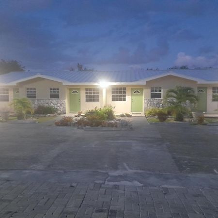 Jubilee Gardens Freeport Otel Dış mekan fotoğraf