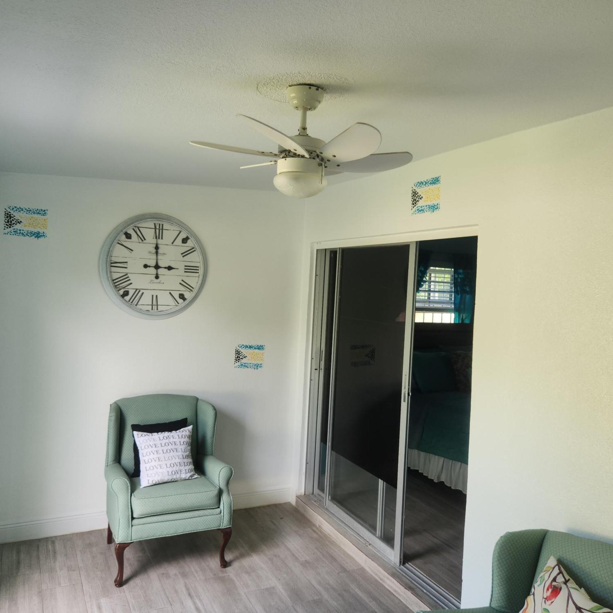 Jubilee Gardens Freeport Otel Dış mekan fotoğraf