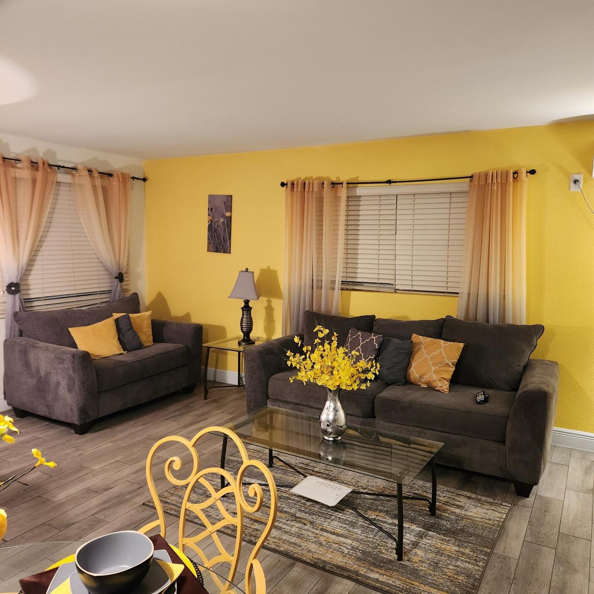 Jubilee Gardens Freeport Otel Dış mekan fotoğraf